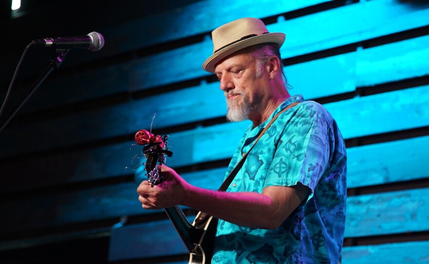 Studio Milwaukee Session: Paul Cebar